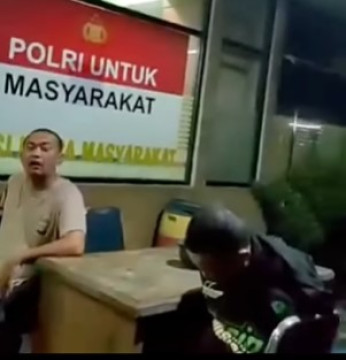 Polisi viral lepaskan maling motor yang diserahkan warga. (instagram)